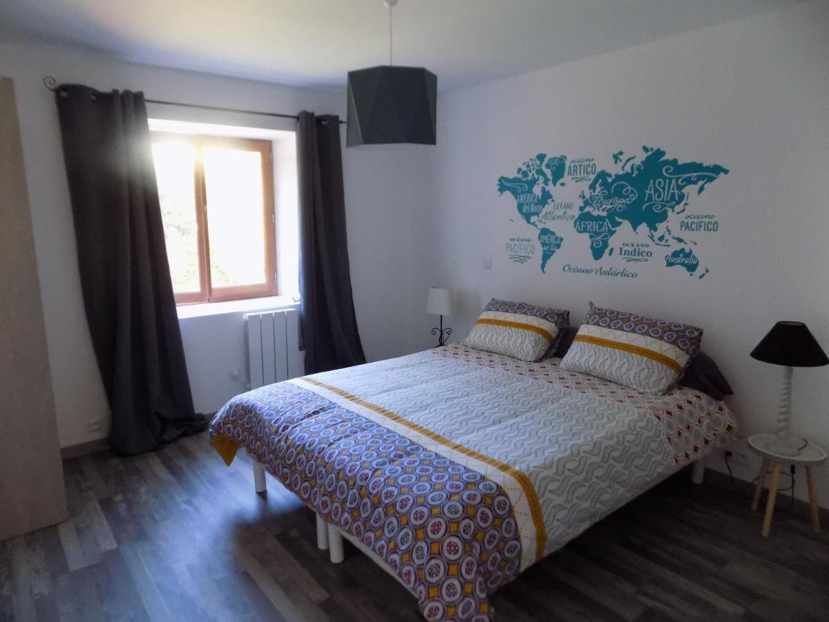 Au Vieux Four Bed & Breakfast Ambert Exterior foto