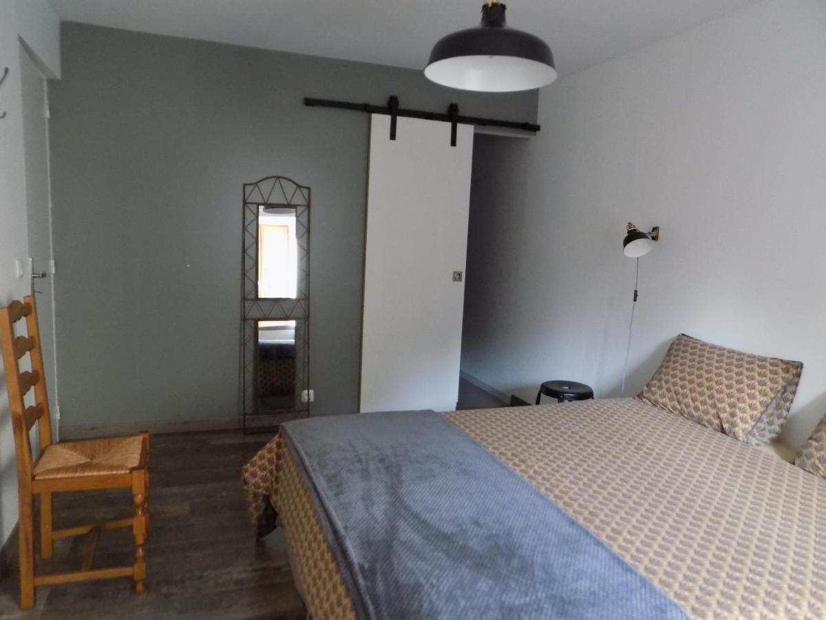 Au Vieux Four Bed & Breakfast Ambert Exterior foto
